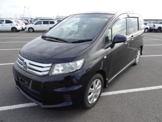 2011 HONDA Freed Spike
