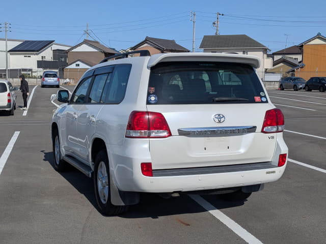 2009 TOYOTA Land Cruiser
