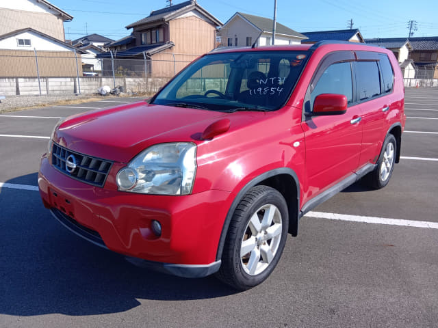 NISSAN X-Trail.