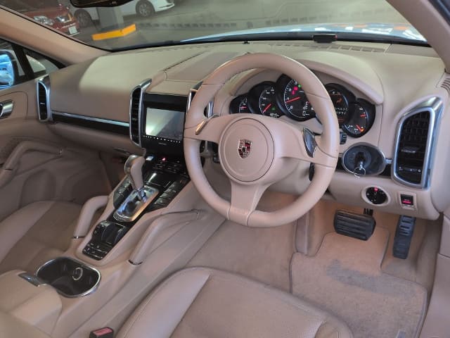 2010 Porsche Cayenne