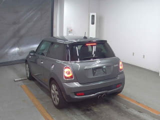 2010 BMW MINI