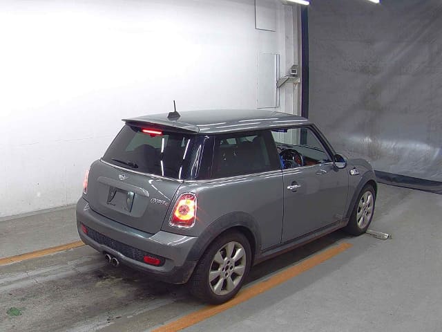 2010 BMW MINI
