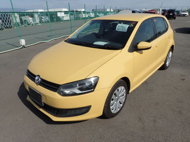 2011 VOLKSWAGEN Polo