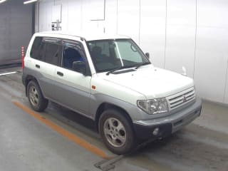 1999 MITSUBISHI Pajero iO