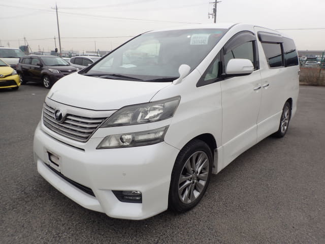 2011 TOYOTA Vellfire
