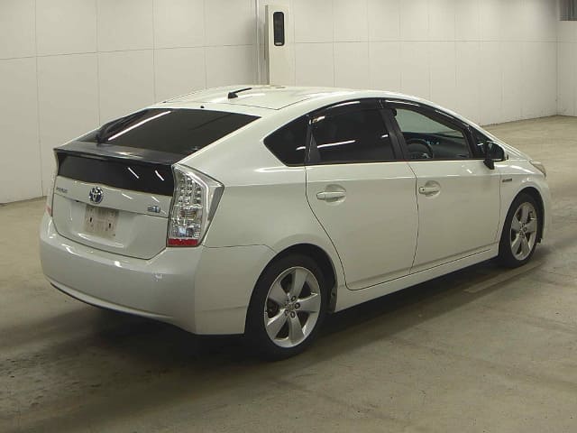 TOYOTA Prius thumbnail 48