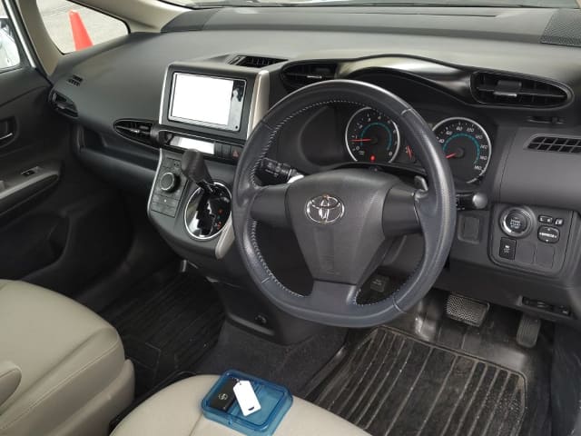 2009 TOYOTA Wish