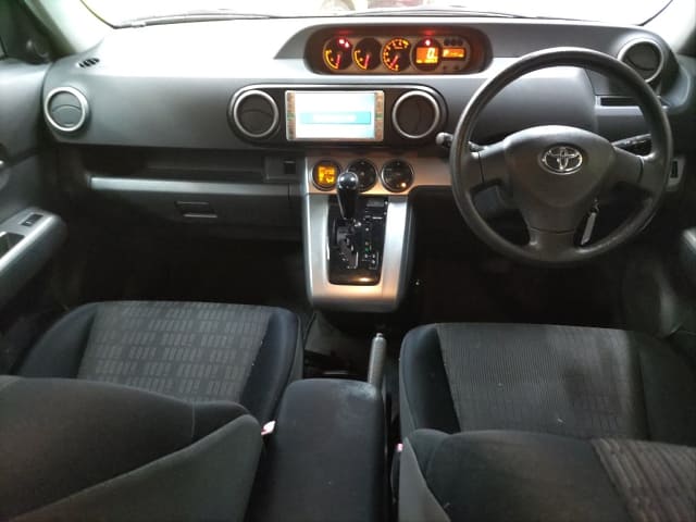 2010 TOYOTA Corolla Rumion