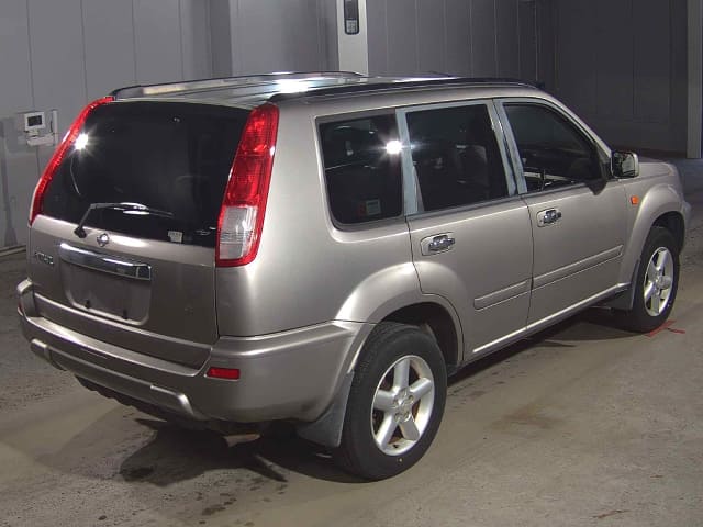 2003 NISSAN X-Trail