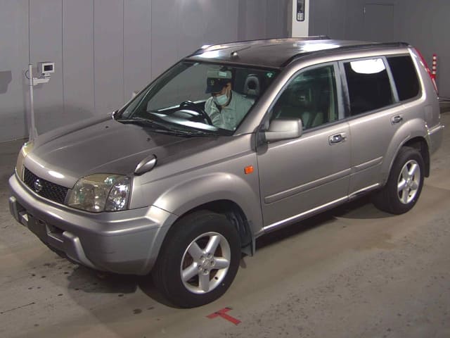 2003 NISSAN X-Trail