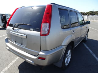 2003 NISSAN X-Trail
