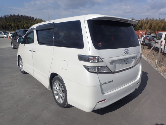 2009 TOYOTA Vellfire