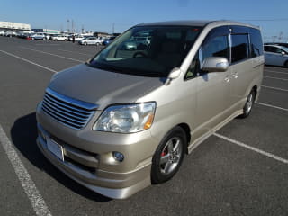 2007 TOYOTA Noah