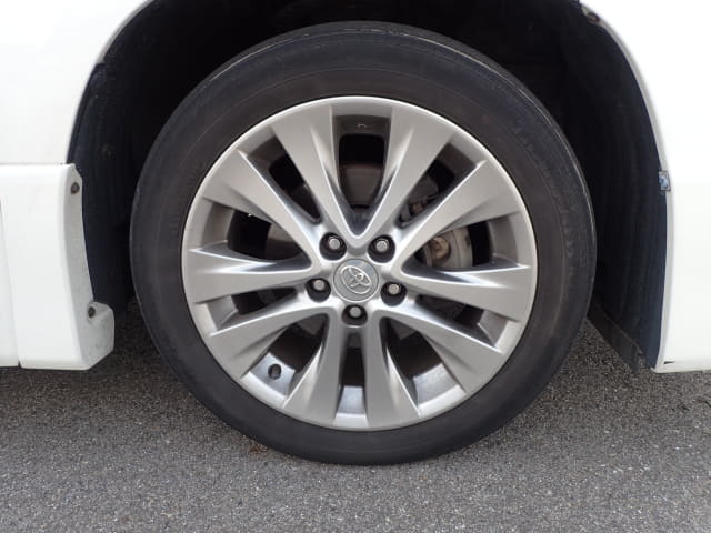 TOYOTA Alphard thumbnail 11