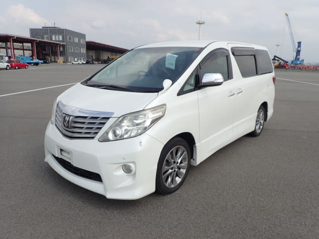 2011 TOYOTA Alphard
