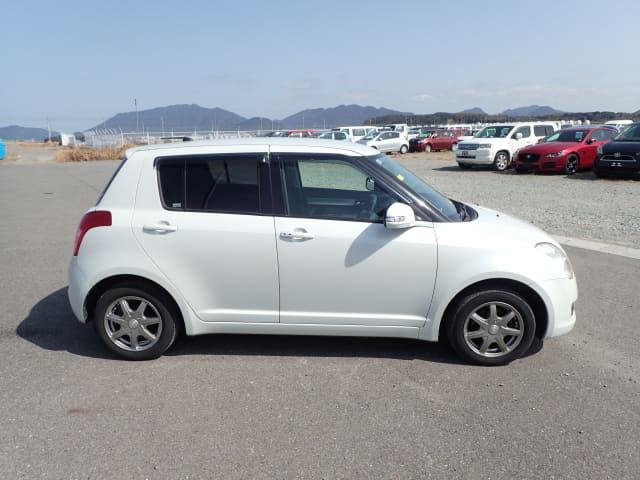 2009 SUZUKI Swift