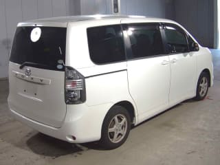 2008 TOYOTA Voxy