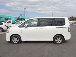 2008 TOYOTA Voxy
