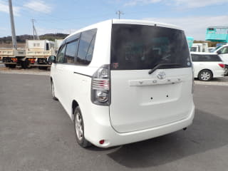 2008 TOYOTA Voxy