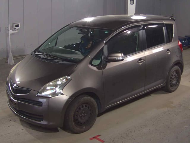 2006 TOYOTA Ractis
