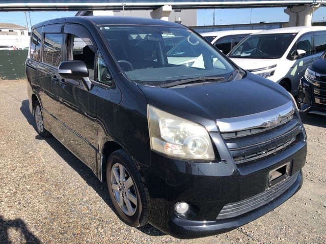 2008 TOYOTA Noah