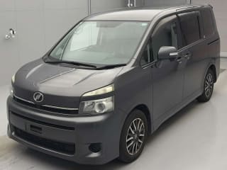 2010 TOYOTA Voxy