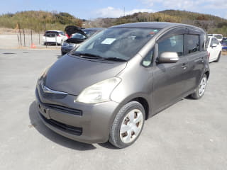 2005 TOYOTA Ractis