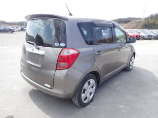 2005 TOYOTA Ractis
