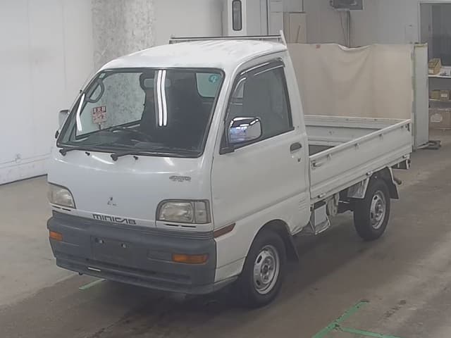 MITSUBISHI Minicab Truck.