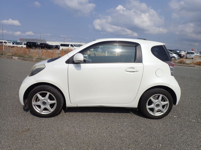 2010 TOYOTA IQ