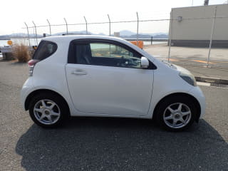 2010 TOYOTA IQ