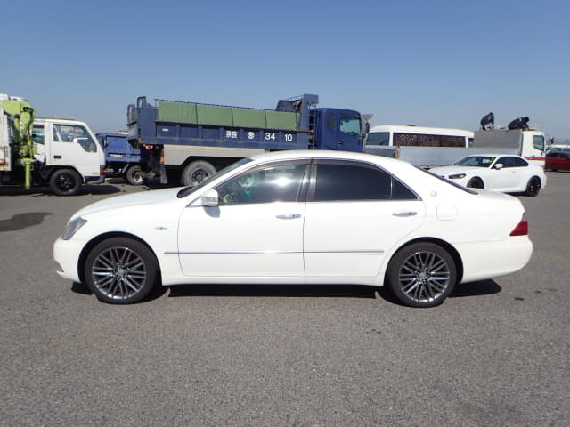 2006 TOYOTA Crown