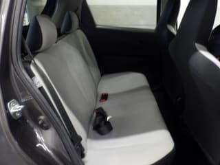 2011 TOYOTA Vitz