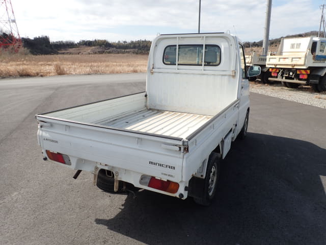 2001 MITSUBISHI Minicab Truck