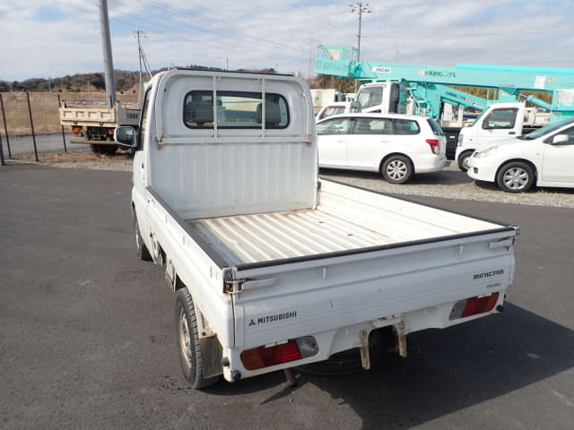 2001 MITSUBISHI Minicab Truck