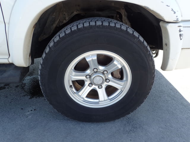TOYOTA Hilux Surf thumbnail 12