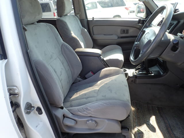 TOYOTA Hilux Surf thumbnail 25