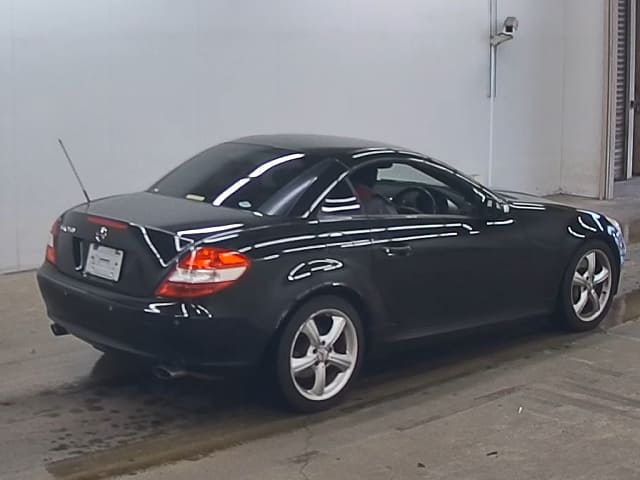 2005 MERCEDES-BENZ SLK