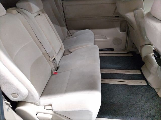 2010 TOYOTA Vellfire