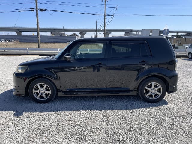 2010 TOYOTA Corolla Rumion