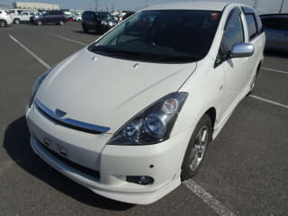 2005 TOYOTA Wish