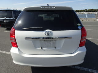 2005 TOYOTA Wish