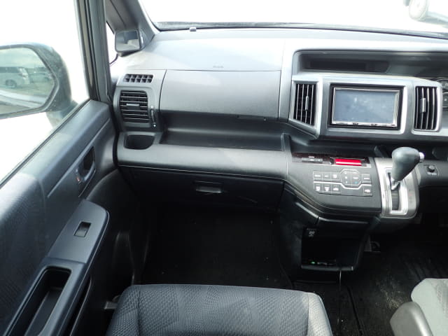 HONDA Step WGN thumbnail 33