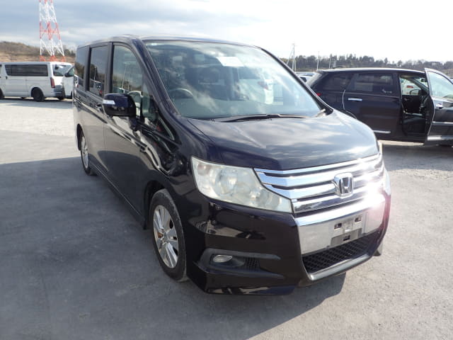 HONDA Step WGN thumbnail 7