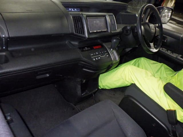 HONDA Step WGN thumbnail 52