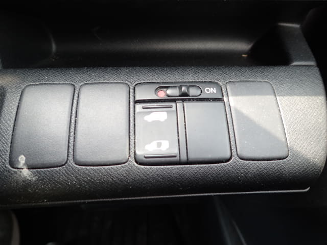 HONDA Step WGN thumbnail 44
