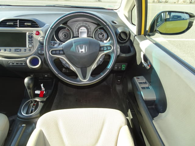2011 HONDA Fit Hybrid