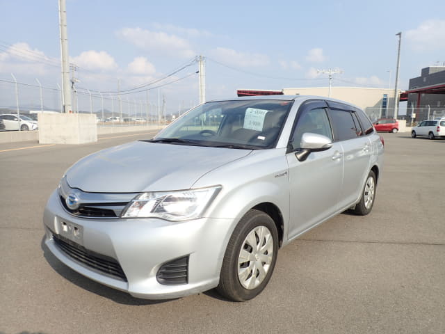 TOYOTA Corolla Fielder