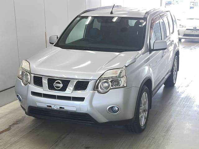2010 NISSAN X-Trail