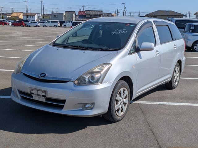 TOYOTA Wish]